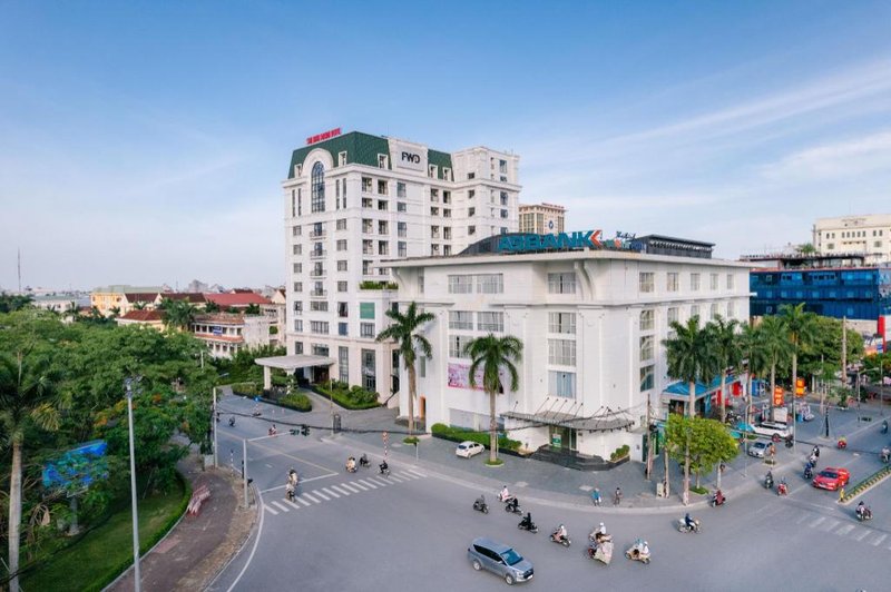 Khách sạn Thái Bình Dream