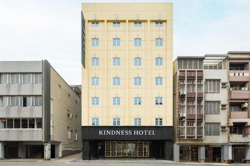 Kindness Hotel Tainan Chihkan Tower