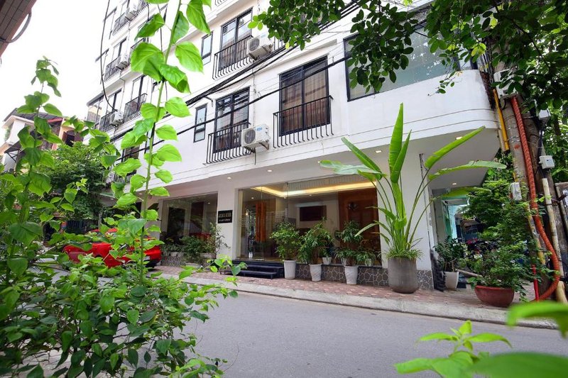 Lavender Building Hanoi Near West Lake – Serviced apartment
