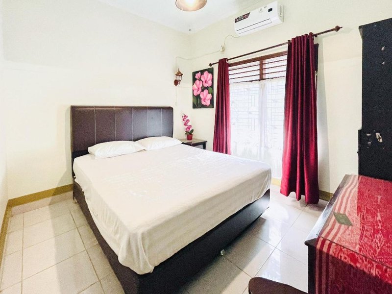 Lega Guest House Syariah near UISU Medan RedPartner