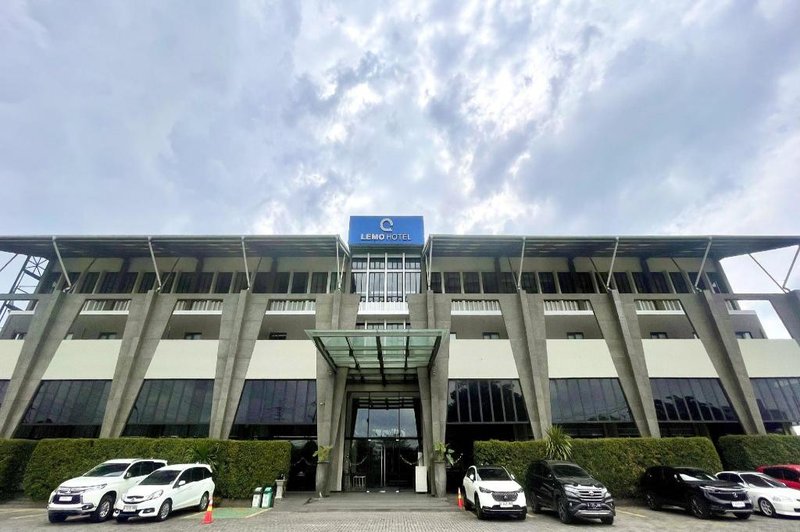 Lemo Hotel Serpong
