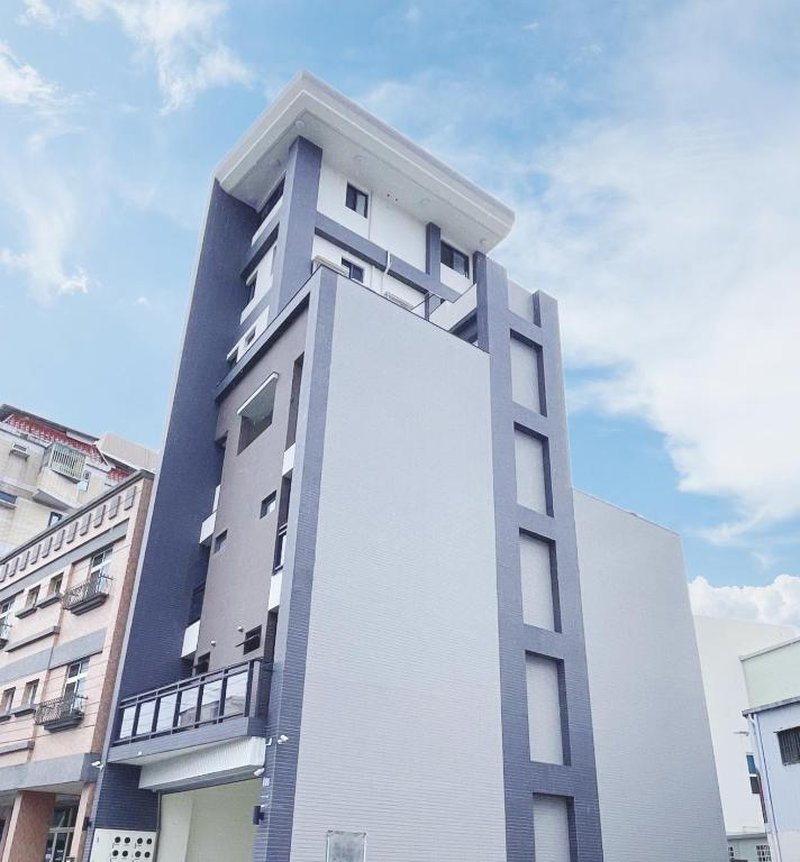 Leo and Alley Homestay