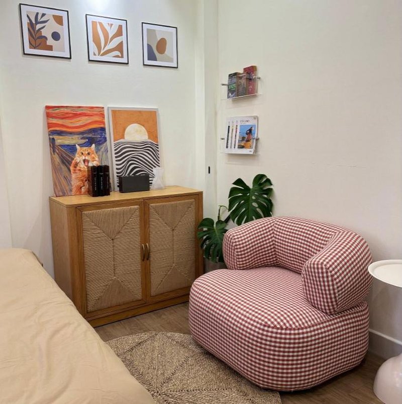 LexysHouse – Warm Space in Ho Thi Ky flower market