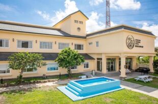 Lovestar Lakeside Hotel-Stars Building