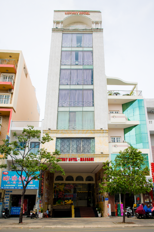 Luxury Hậu Giang Hotel