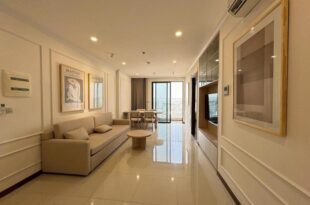 Luxury houses