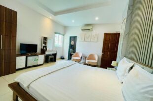 Michelle Hotel