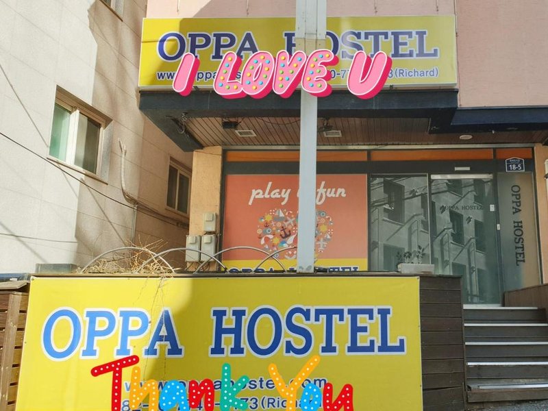 OPPA Hostel Sinchon Hongdae