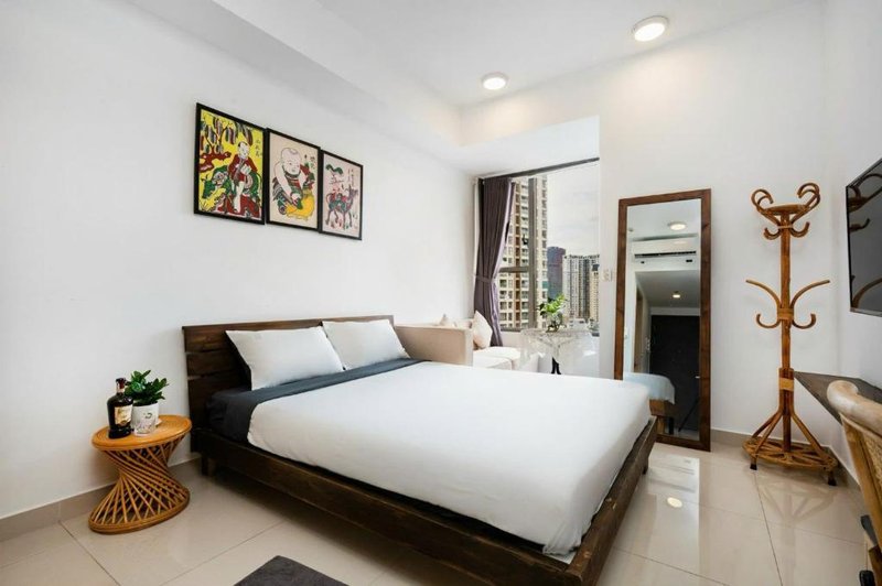 Otis Apartment – Rivergate Building District 4