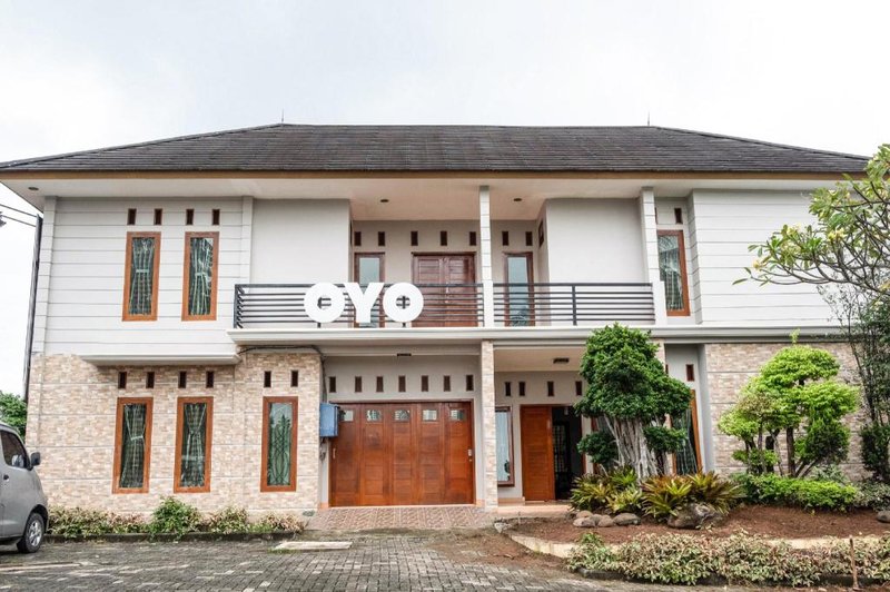 OYO 2912 Graha Minda Syariah