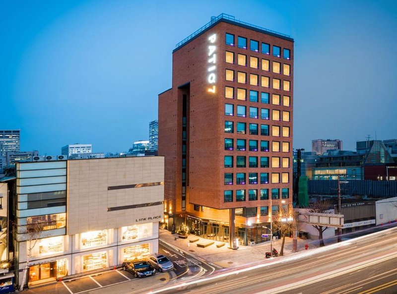 PATIO7 Hotel