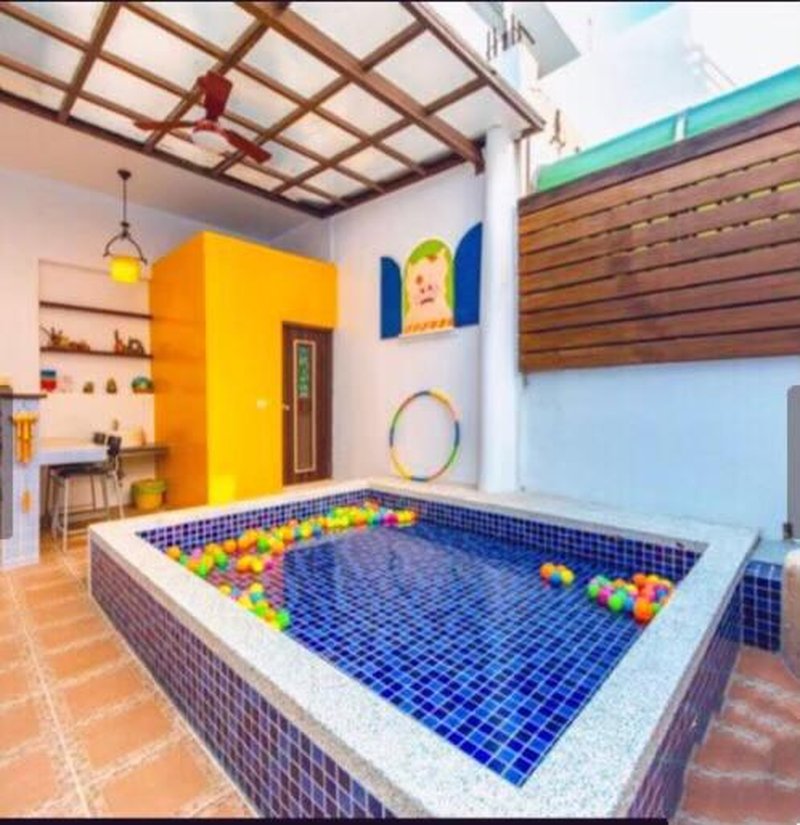 墾丁PigHouse 豬窩親子包棟B館