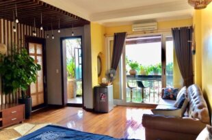 POMELO – Sun’s Homestay – Lake View