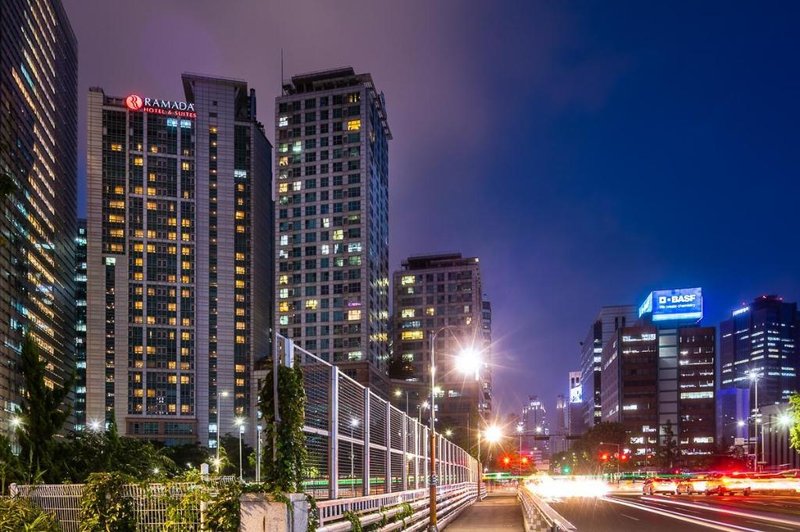 Ramada Hotel and Suites Namdaemun