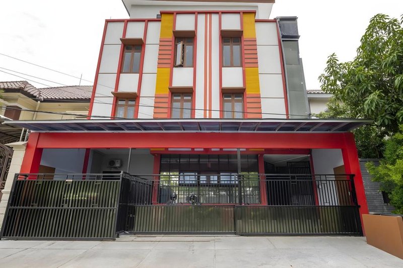 RedDoorz @ Jemursari Surabaya 2