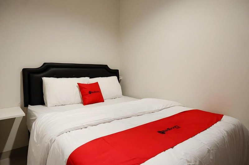 RedDoorz @ Losari Area 2