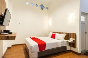 RedDoorz near RS Royal Prima Medan 2