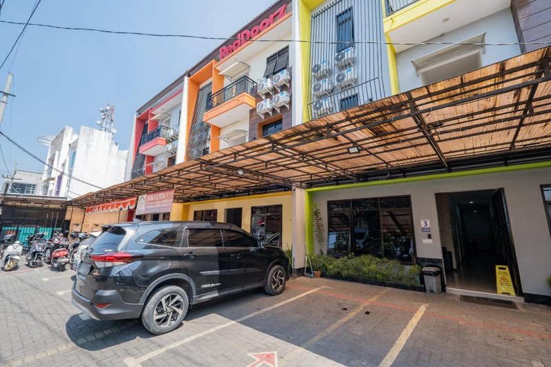 RedDoorz near Taman Krida Budaya Malang
