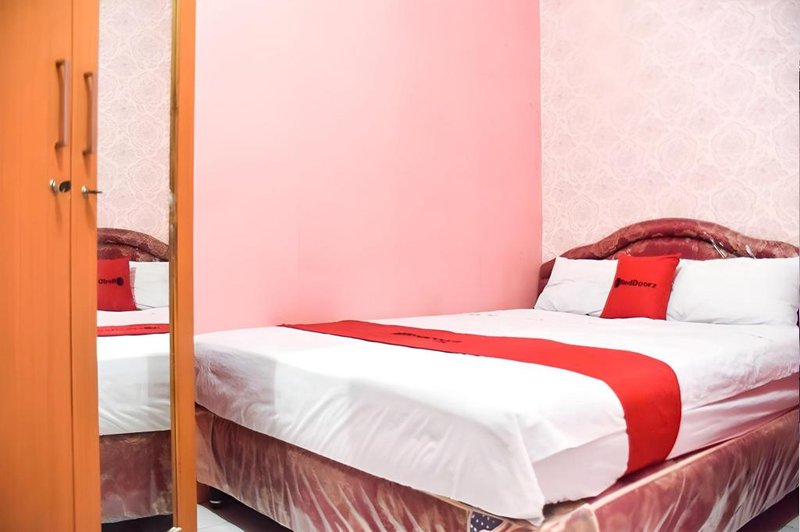 RedDoorz @ Pettarani Square