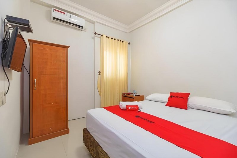 RedDoorz Syariah @ Panglima Nyak Makam Aceh