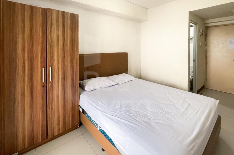 RedLiving 19 Avenue Apartment by RH Room