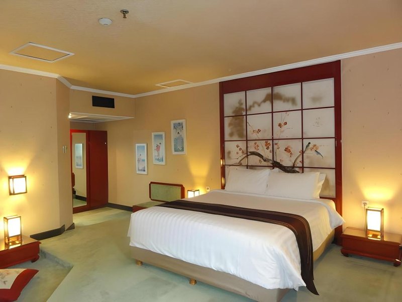 Regent’s Park Hotel