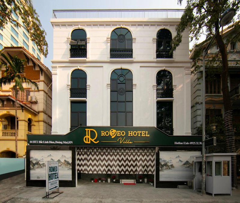 Romeo 2 Hotel – 44BT2 Bắc Linh Đàm – by BAY LUXURY
