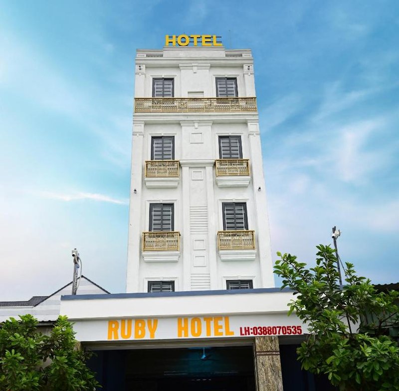 Ruby Hotel – Tân Uyên – Bình Dương