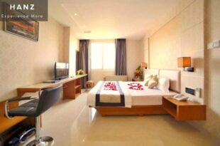S79 Happy Hotel 2
