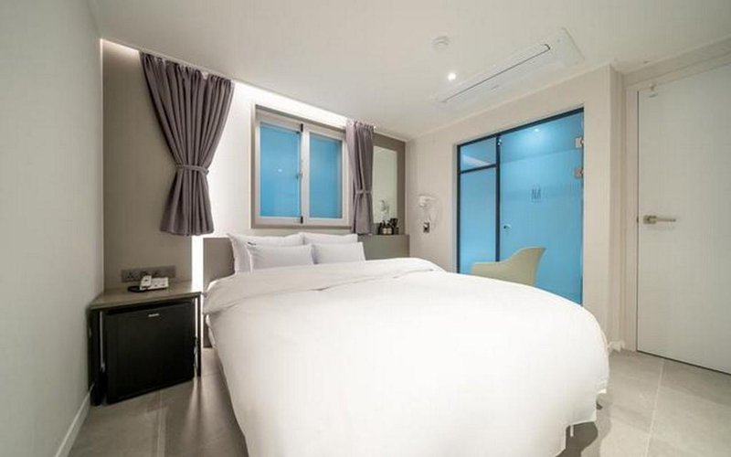 Shinchon Hotel Lounge