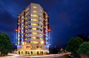 Shiny Ocean Hotel