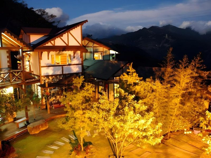 Shiyai Taoyuan B & B