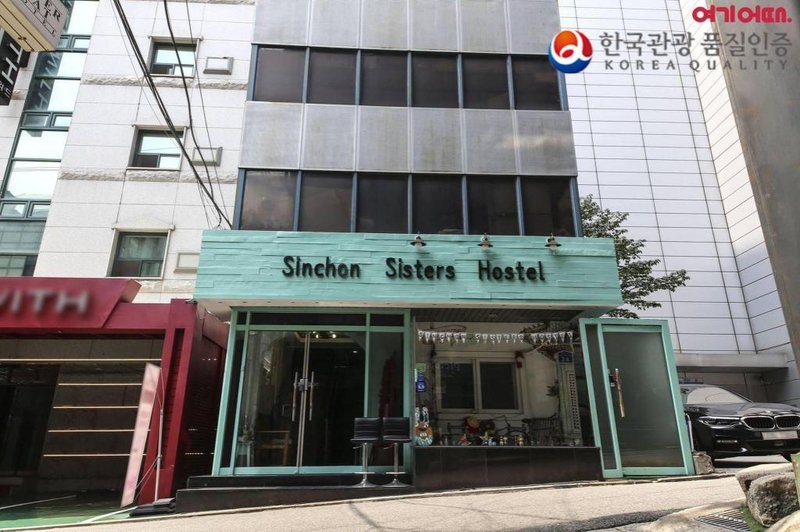 Sinchon Sisters Hostel