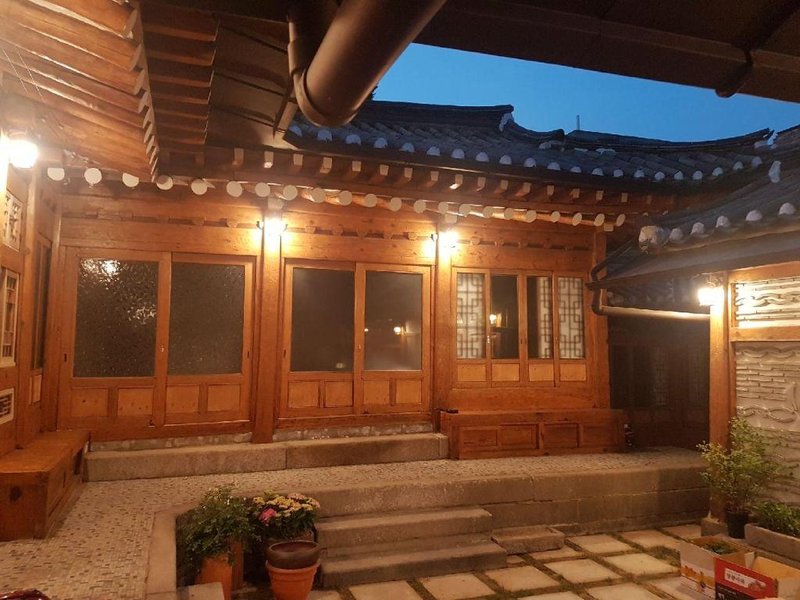 Sophia Hanok Guesthouse