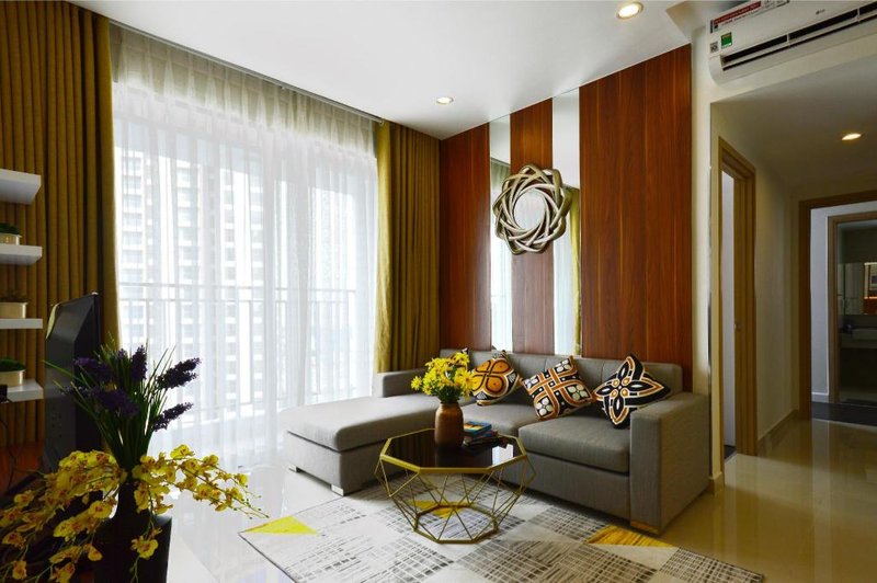 Spacious Saigon – Infinyty Pool and Gym – 3BRs