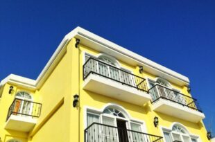 Spoondrift Hostal