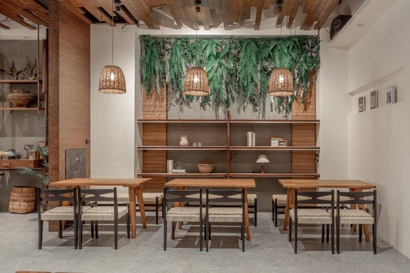 Sun Moon Lake ItaThao Vacation Inn with Elevator