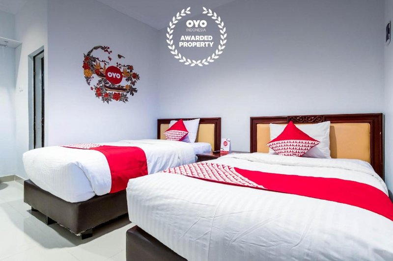 Super OYO 283 Helvetia Residence