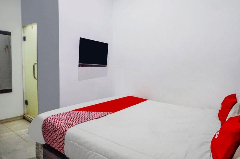 SUPER OYO 91627 Wika Wiki Homestay