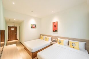 TH HOTEL