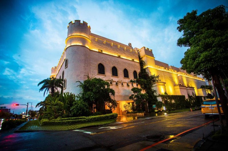 The Castle Ballet Taichung A Boutique Hotel