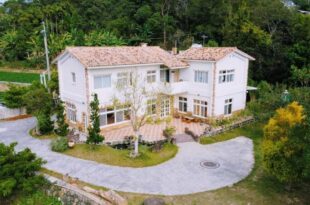The house behind stream