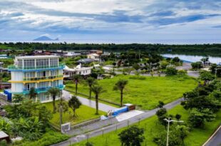 The Riverview Retreats