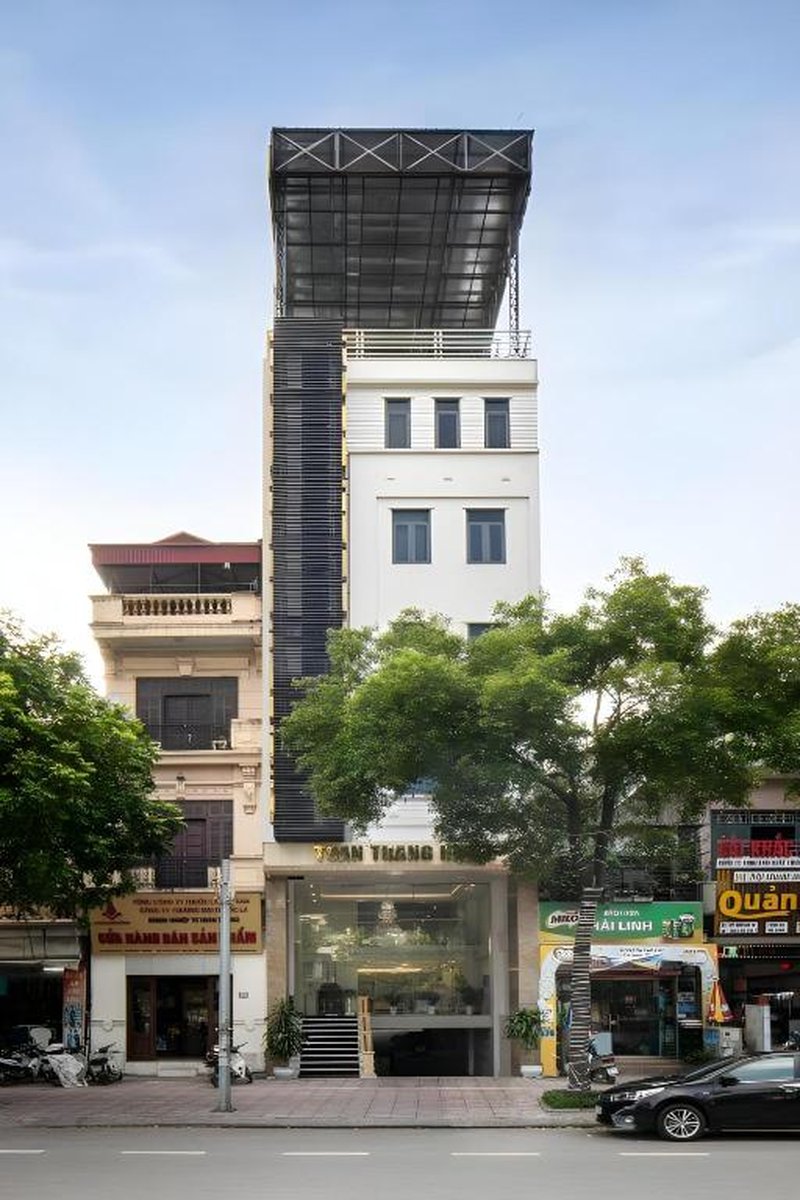 Toàn Thắng Hotel - 421 Ngô Gia Tự - by Bay Luxury