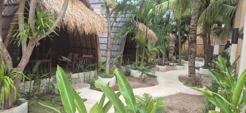 Tricky Trees Sunset Bungalows