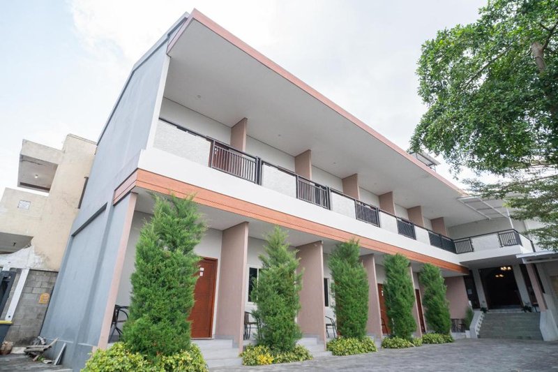 Urbanview Hotel Bubusini Batu by RedDoorz