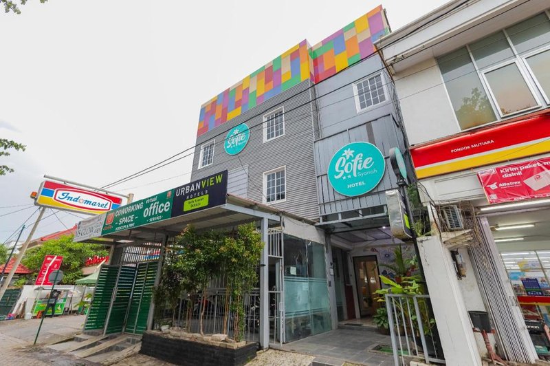 Urbanview Hotel Syariah Near Gelora Delta Sidoarjo