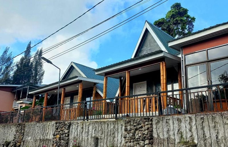 villa grand orri berastagi