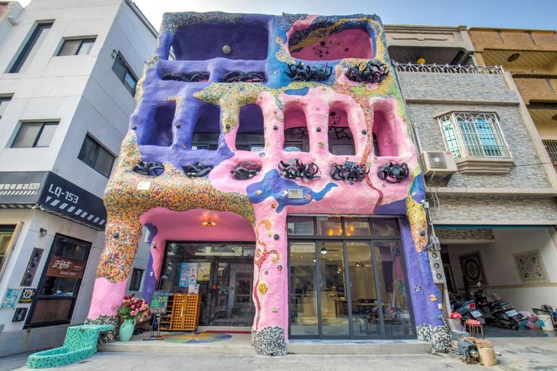 VILLAGE Bed & Breakfast