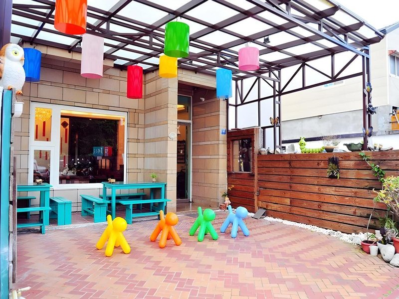 Warner Leisur Hotel
